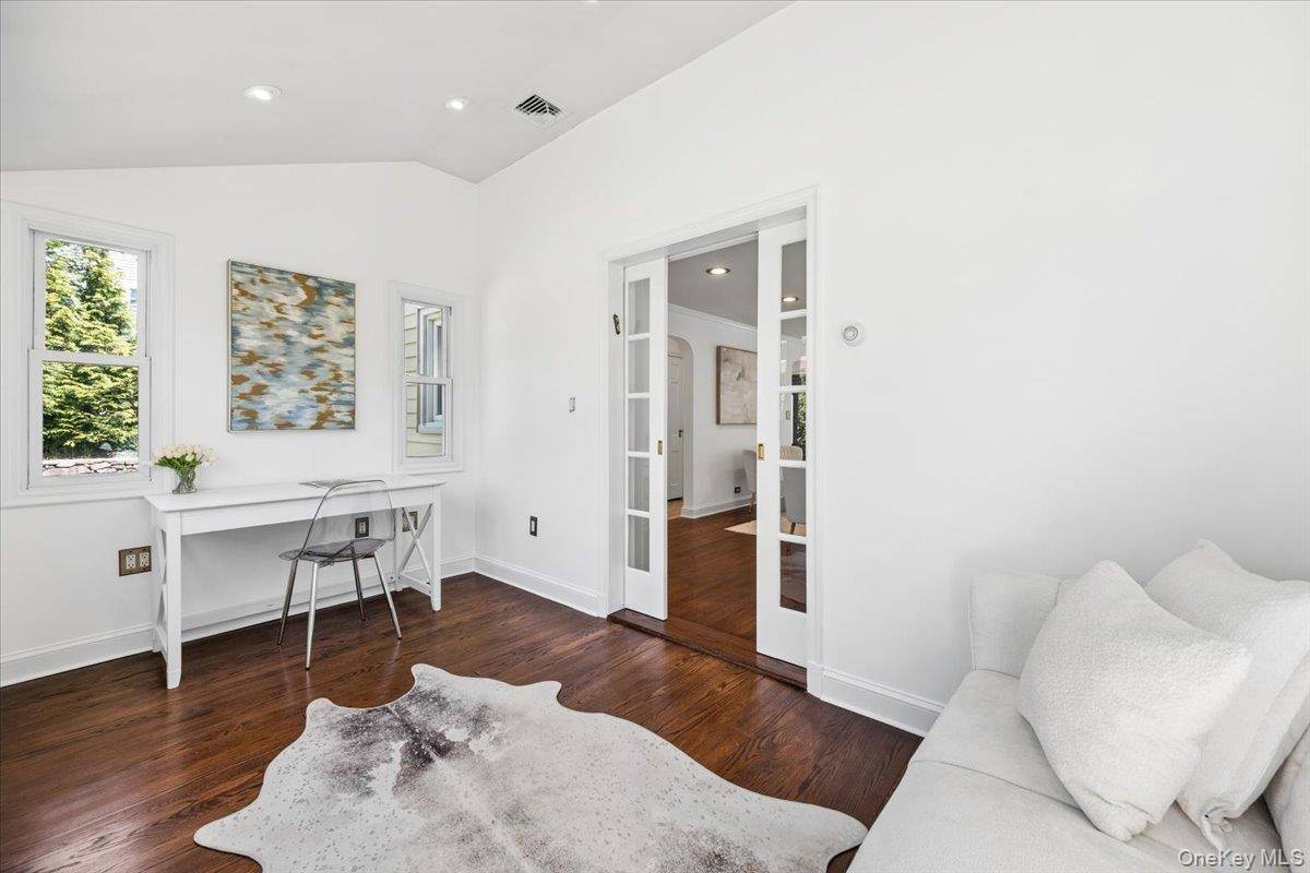 Casa de 4 Dormitorios en Venta en New Rochelle - Nueva York - EE. UU. - 6