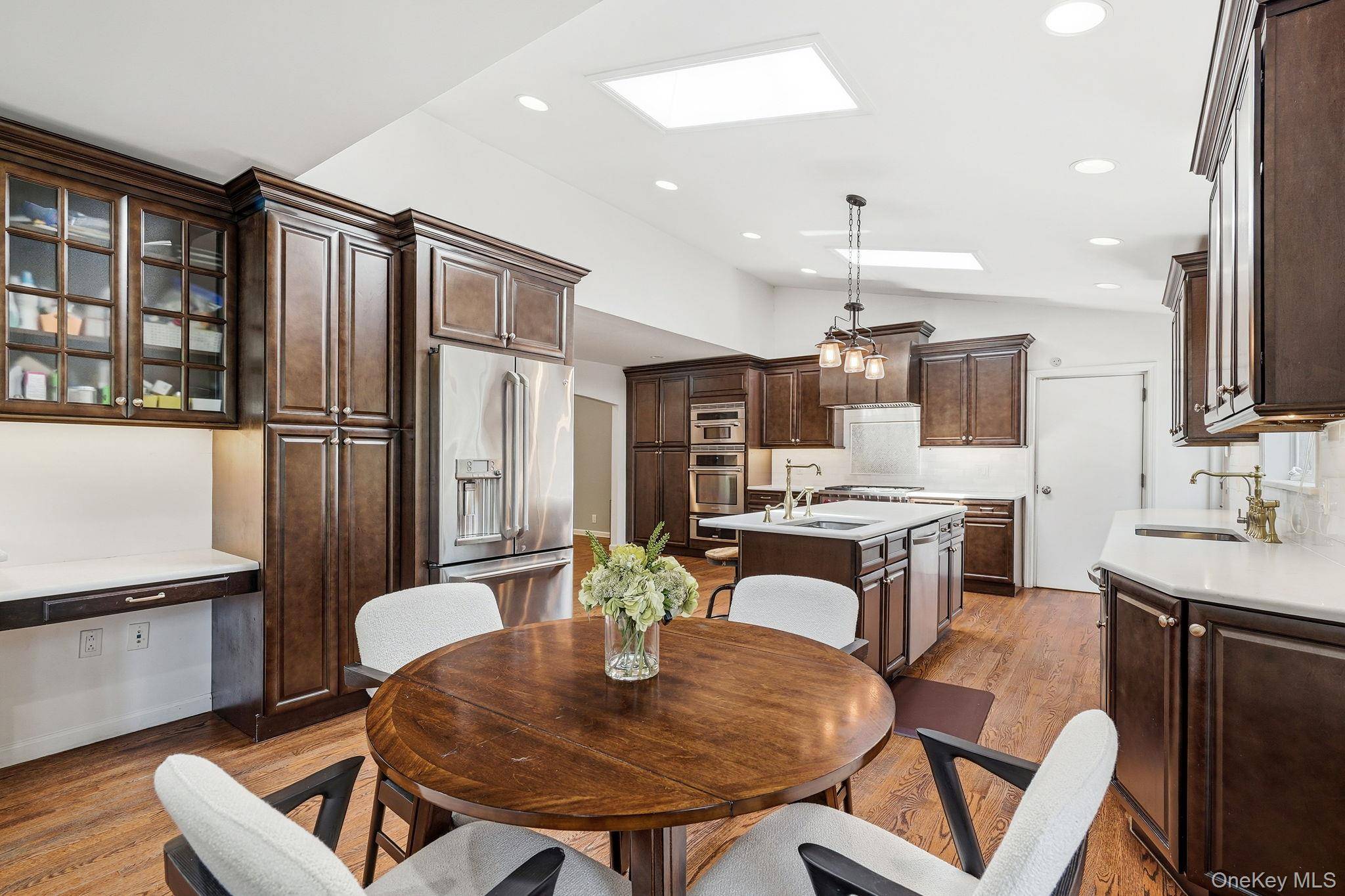 Casa com 4 Quartos à Venda em New Rochelle - Nova Iorque - EUA - 6