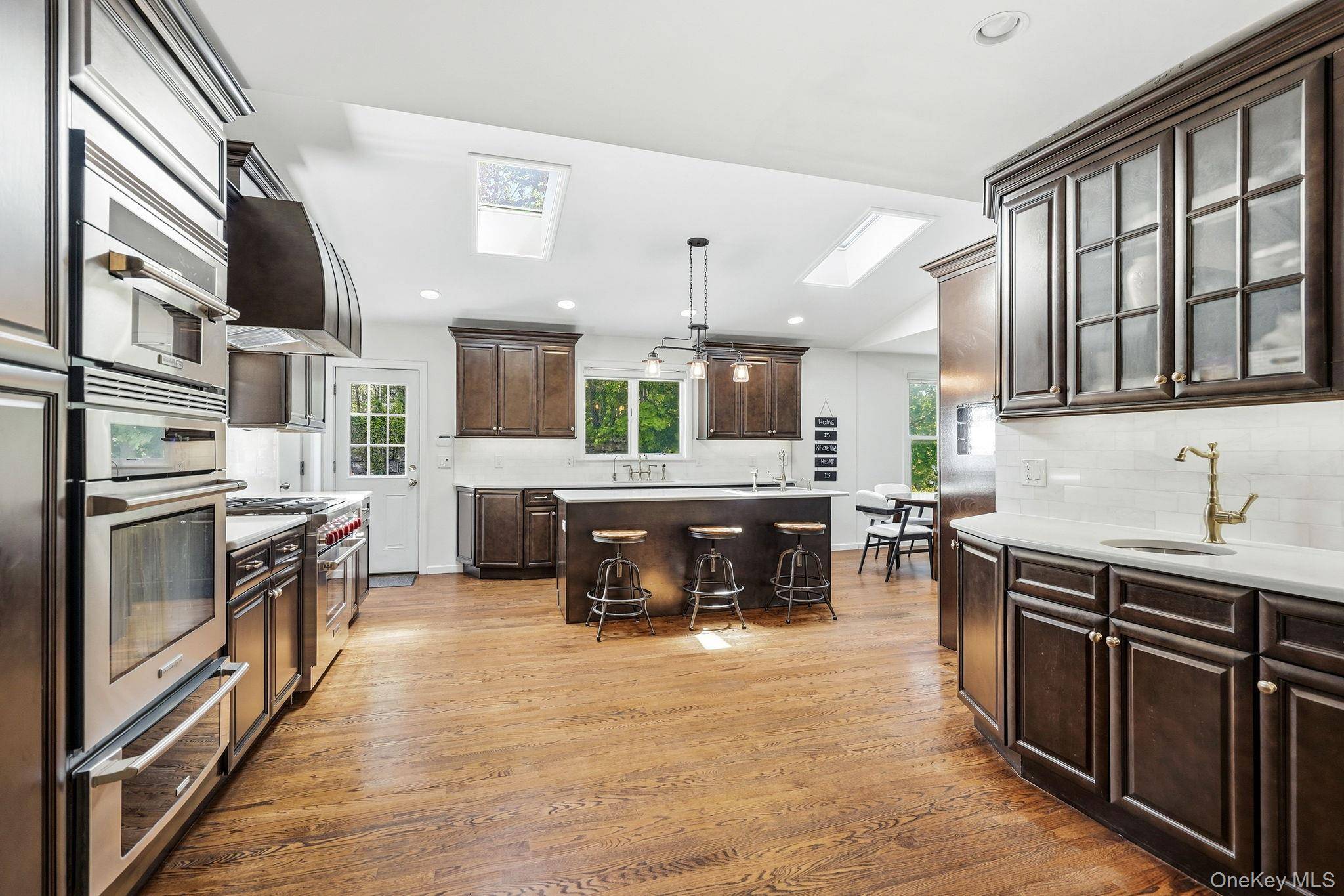 Casa com 4 Quartos à Venda em New Rochelle - Nova Iorque - EUA - 8