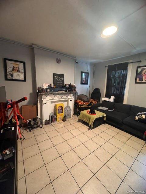 Casa com 4 Quartos à Venda em Newburgh - Nova Iorque - EUA - 3
