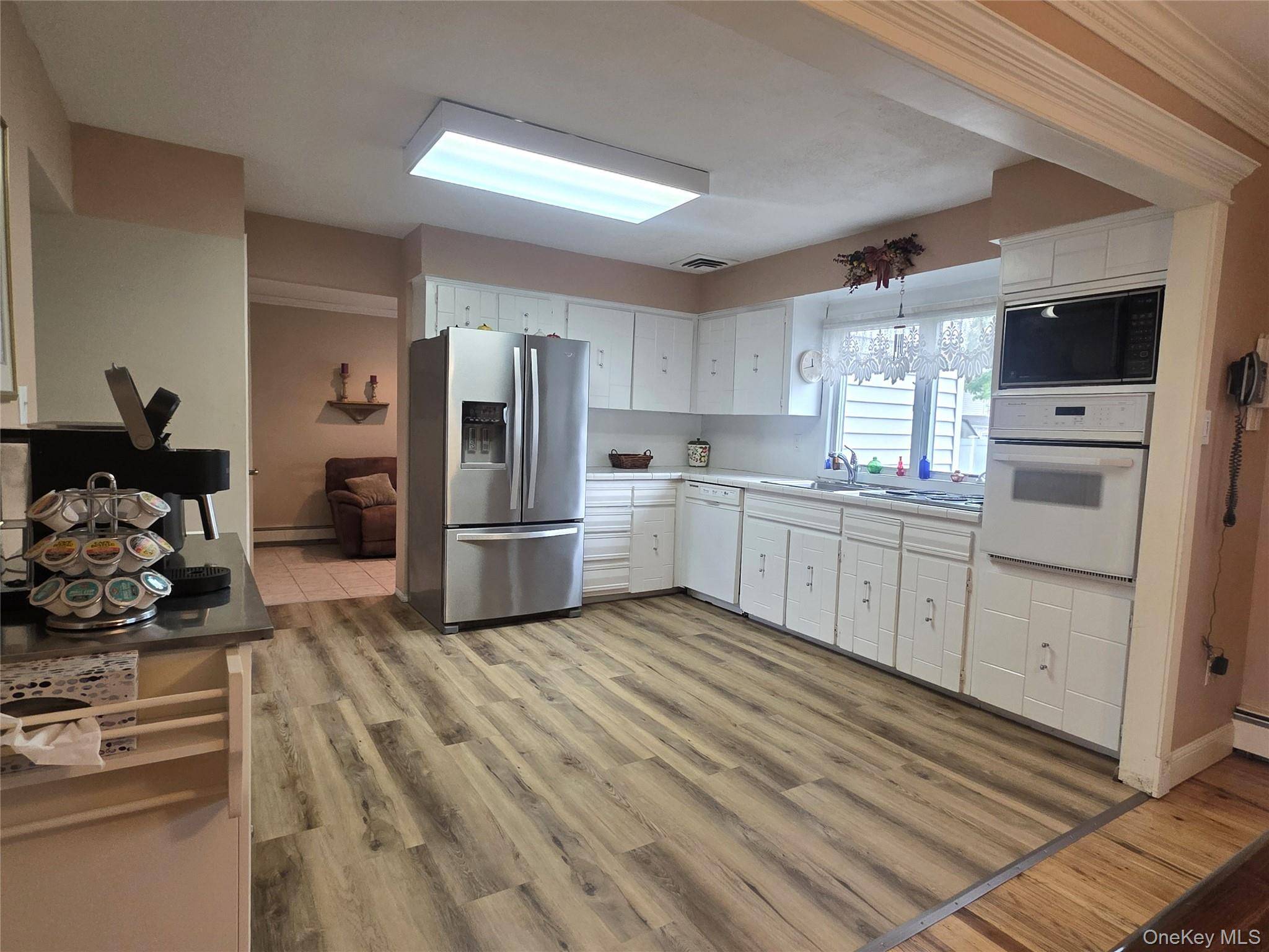 4 Bedroom Home for Sale in North Bellmore - New York - USA - 4
