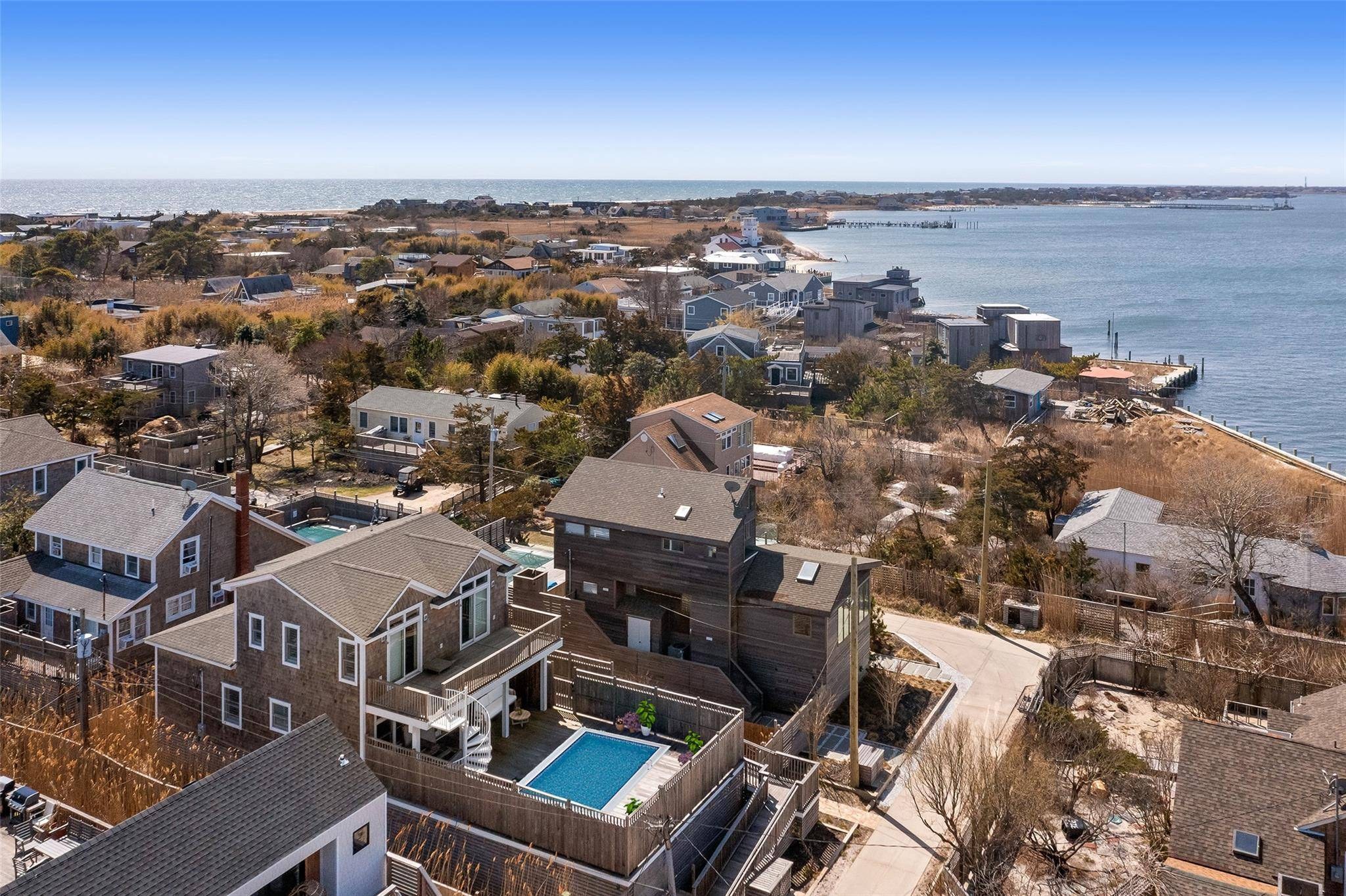 Casa com 4 Quartos à Venda em Ocean Beach - Nova Iorque - EUA - 1