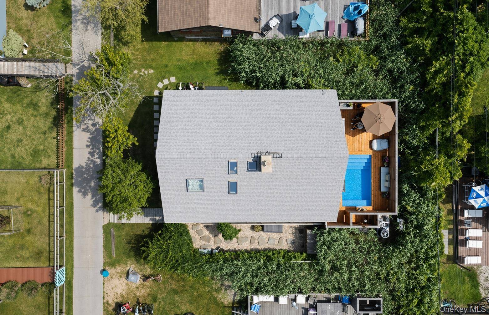 4 Bedroom Home for Sale in Ocean Beach - New York - USA - 1