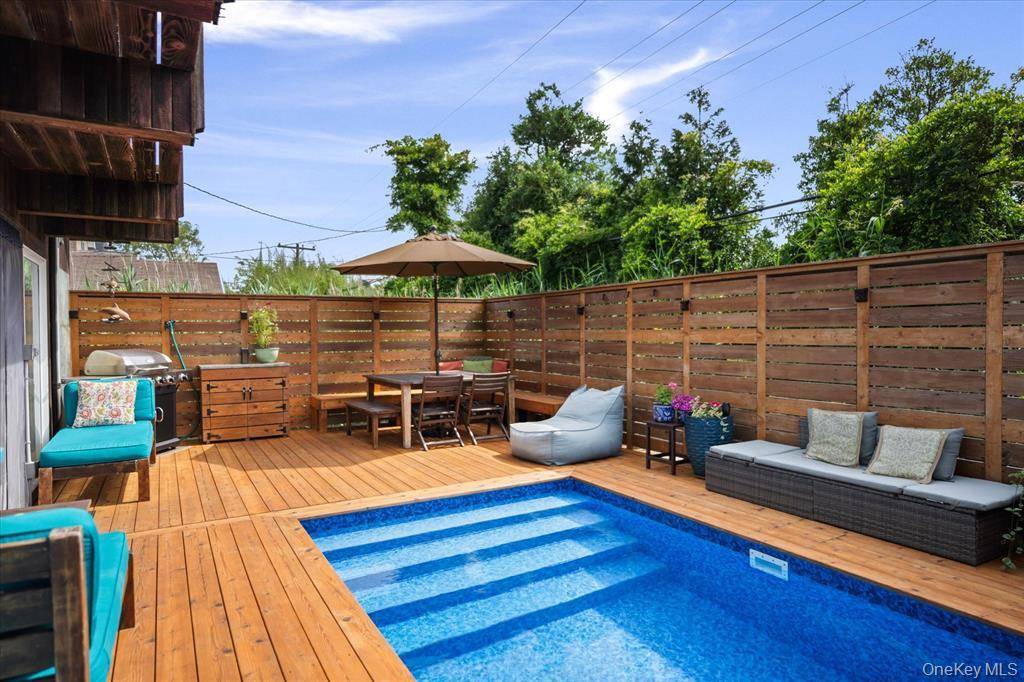 4 Bedroom Home for Sale in Ocean Beach - New York - USA - 3
