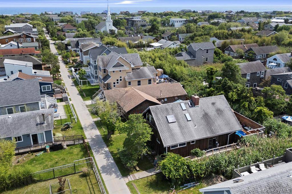 4 Bedroom Home for Sale in Ocean Beach - New York - USA - 6