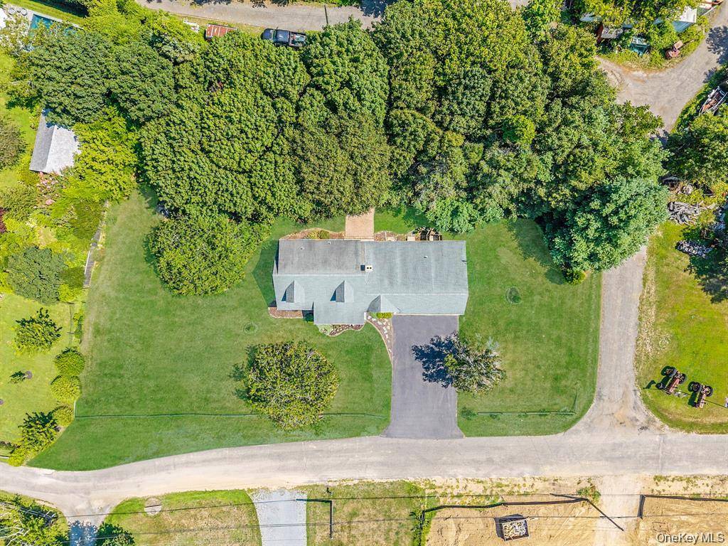 4 Bedroom Home for Sale in Orient - New York - USA - 7