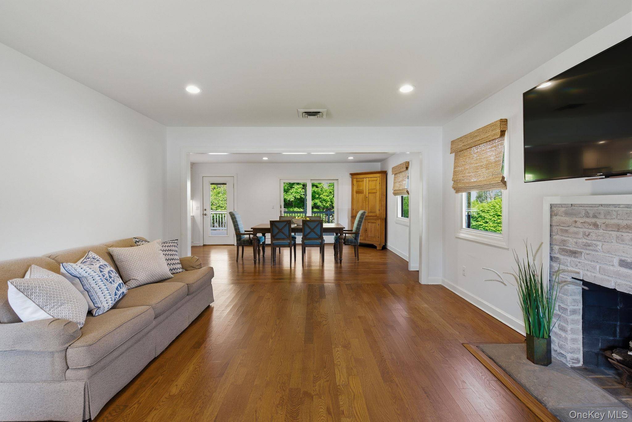 Casa de 4 Dormitorios en Venta en Oyster Bay - Nueva York - EE. UU. - 6