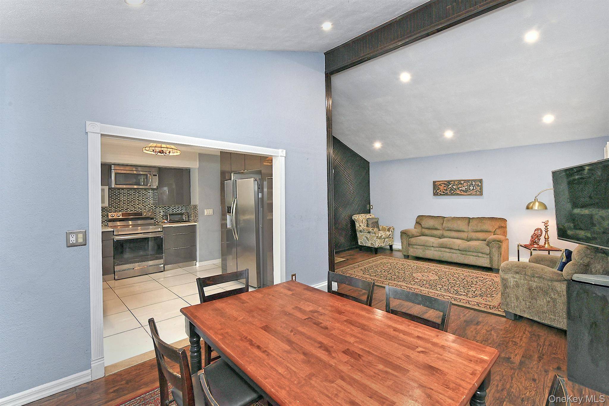 Casa de 4 Dormitorios en Venta en Patchogue - Nueva York - EE. UU. - 5