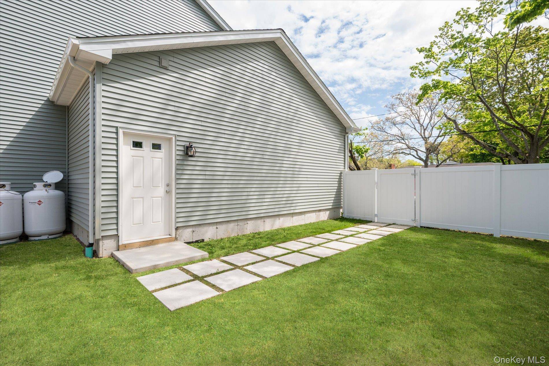 Casa de 4 Dormitorios en Venta en Patchogue - Nueva York - EE. UU. - 7