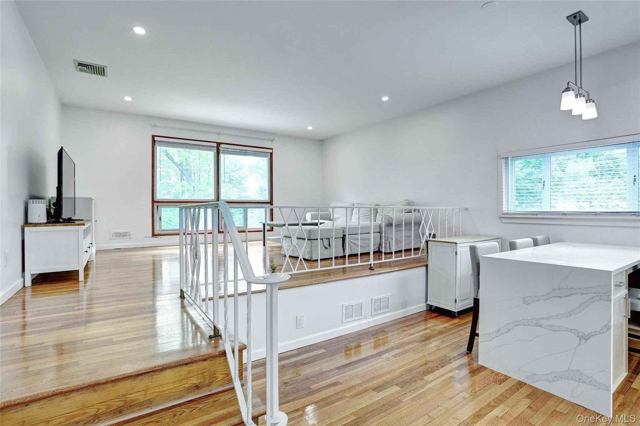 Casa com 4 Quartos à Venda em Pearl River - Nova Iorque - EUA - 5