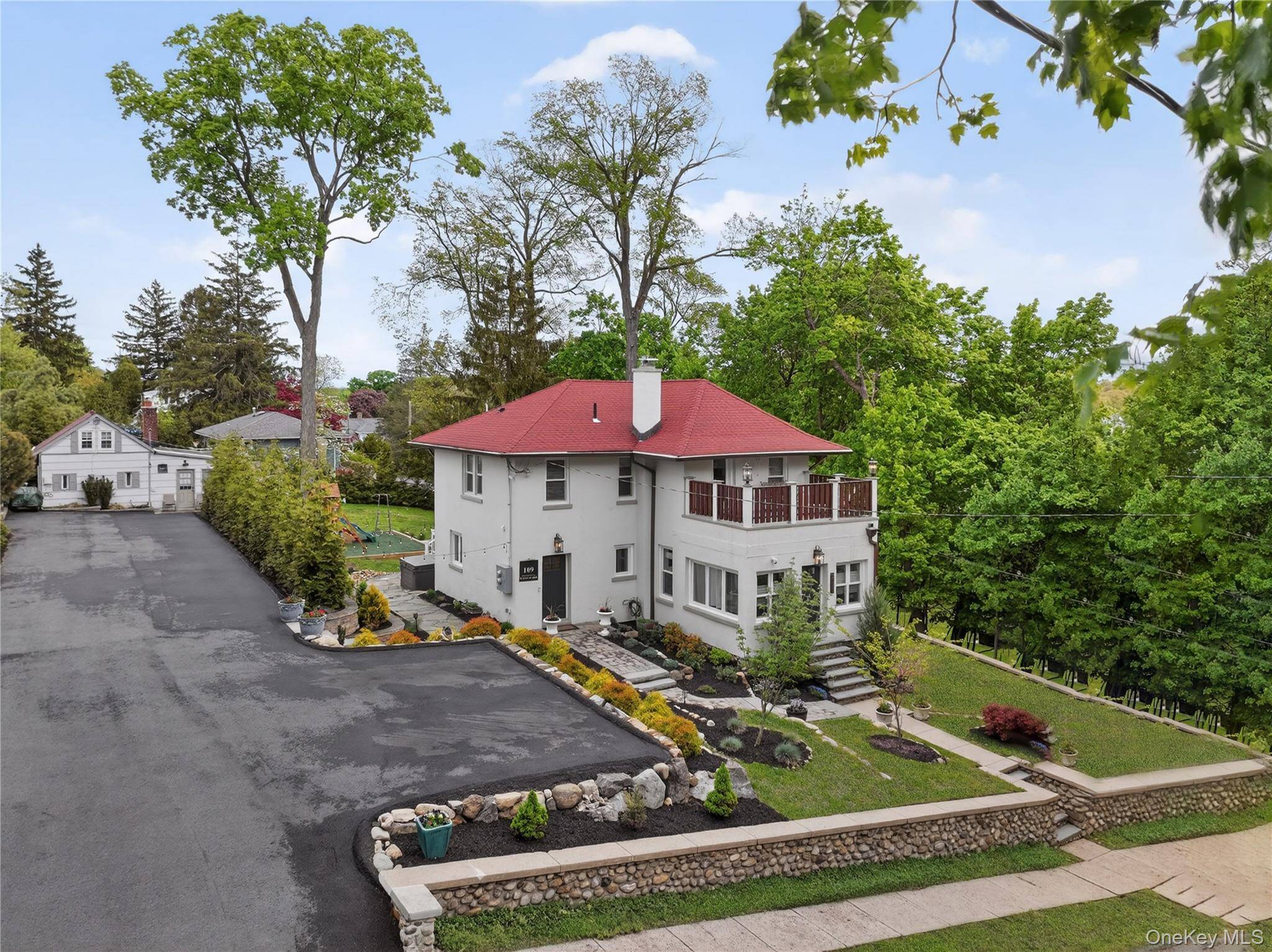 Casa de 4 Dormitorios en Venta en Pearl River - Nueva York - EE. UU. - 1