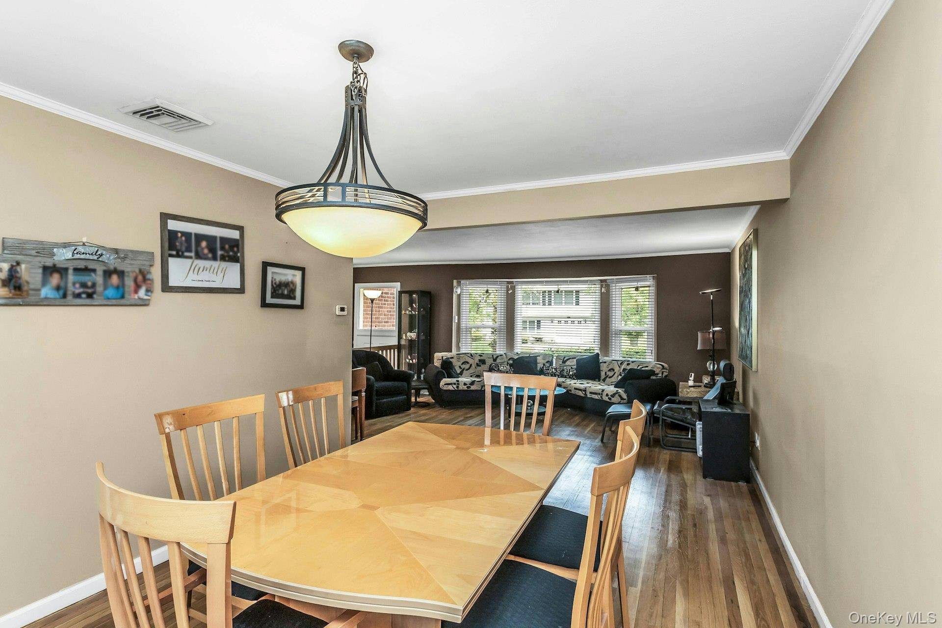 Maison 4 chambres à Vendre à Plainview - New York - USA - 8