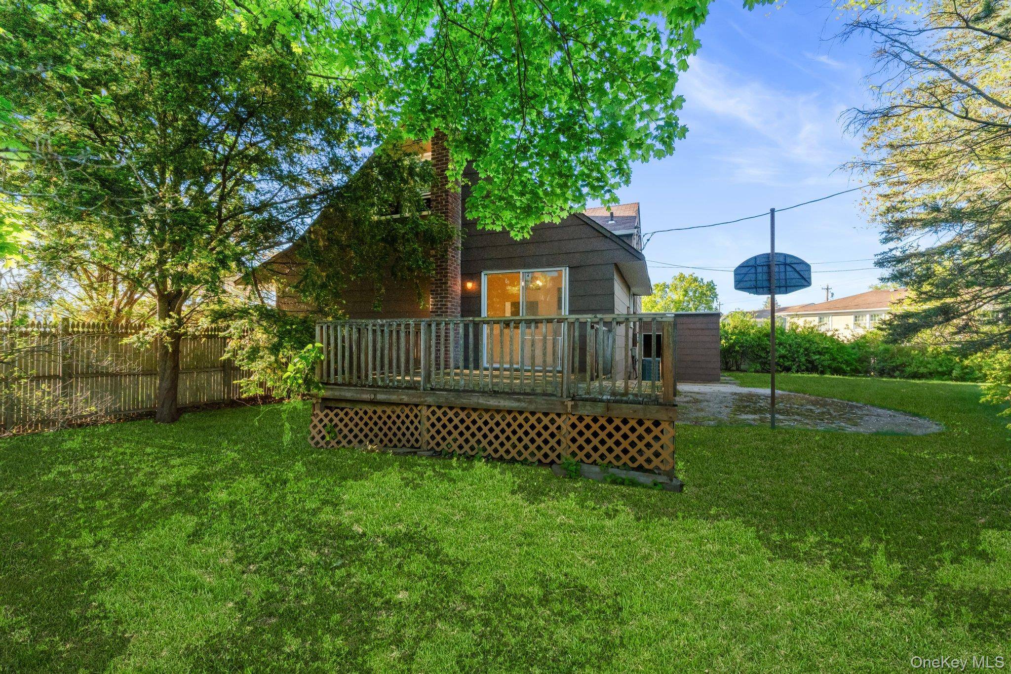 Casa de 4 Dormitorios en Venta en Plainview - Nueva York - EE. UU. - 4