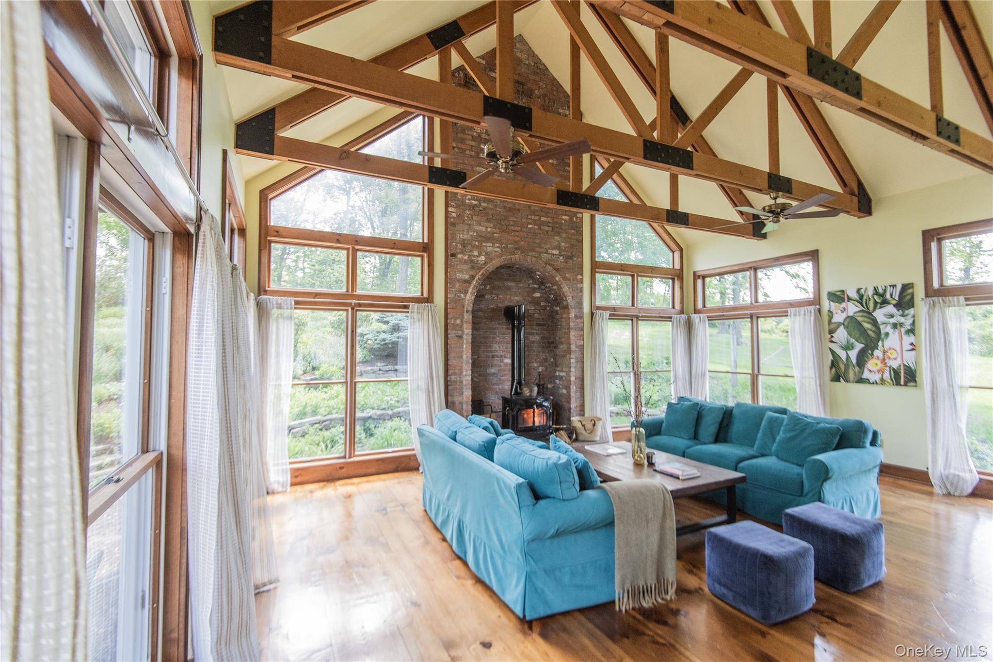 4 Bedroom Home for Sale in Pleasant Valley - New York - USA - 5