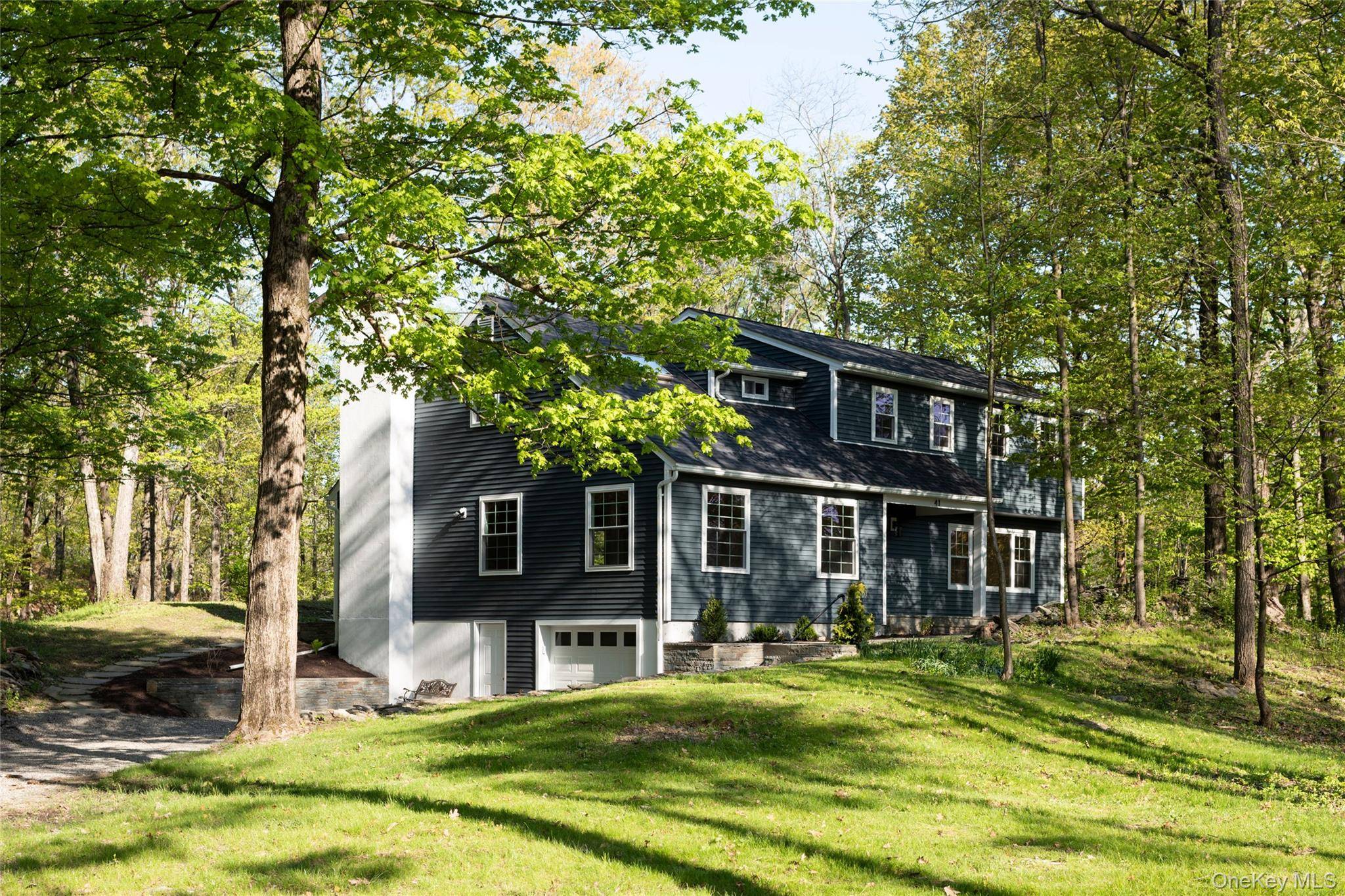 4 Bedroom Home for Sale in Pleasant Valley - New York - USA - 1