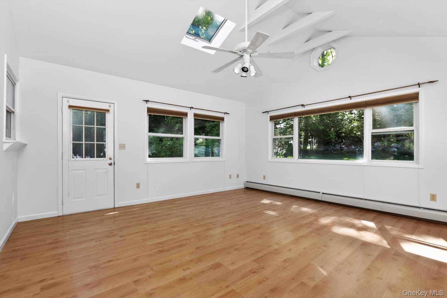 Casa de 4 Dormitorios en Venta en Pleasantville - Nueva York - EE. UU. - 8
