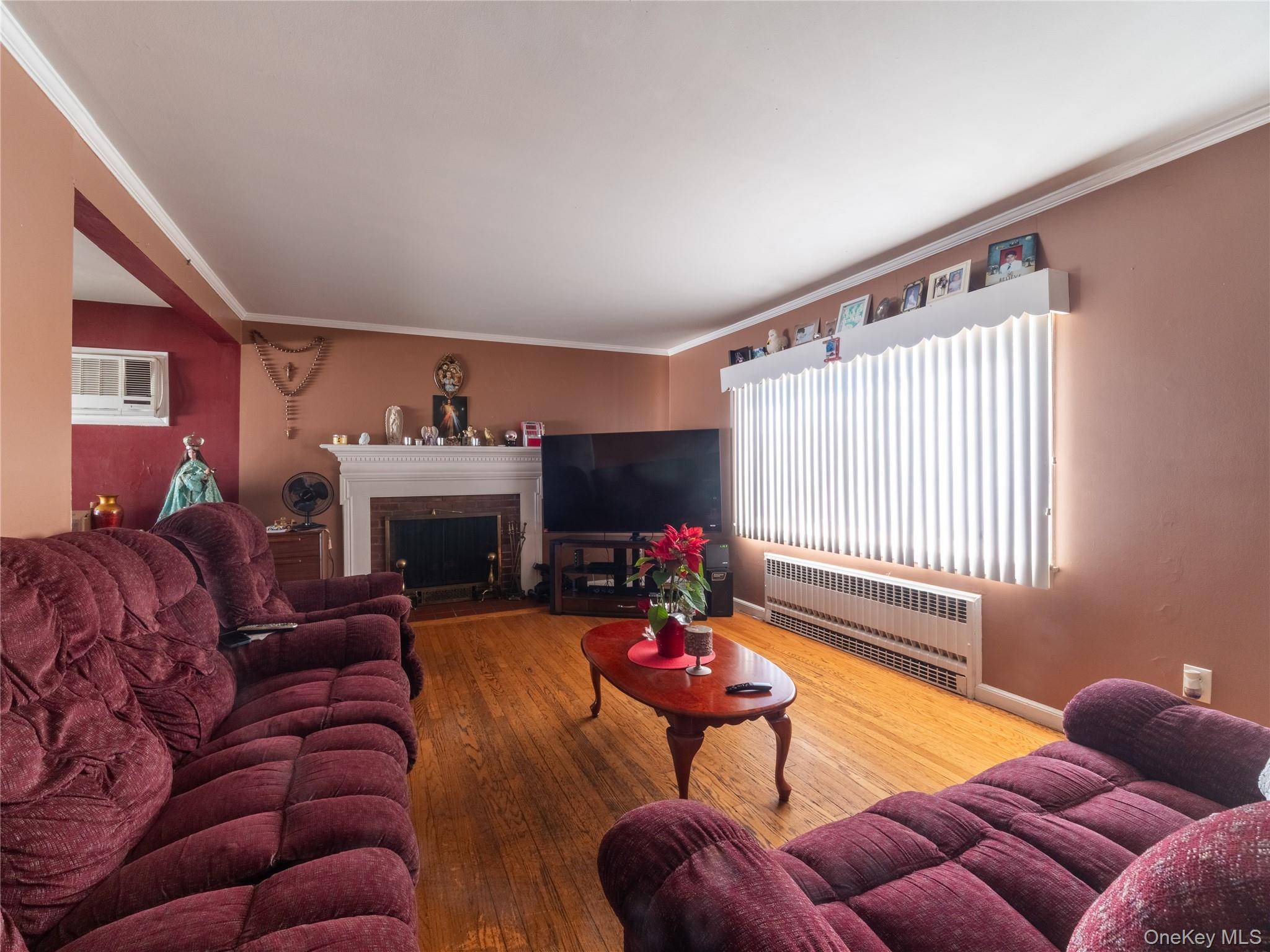 Casa de 4 Dormitorios en Venta en Port Chester - Nueva York - EE. UU. - 8