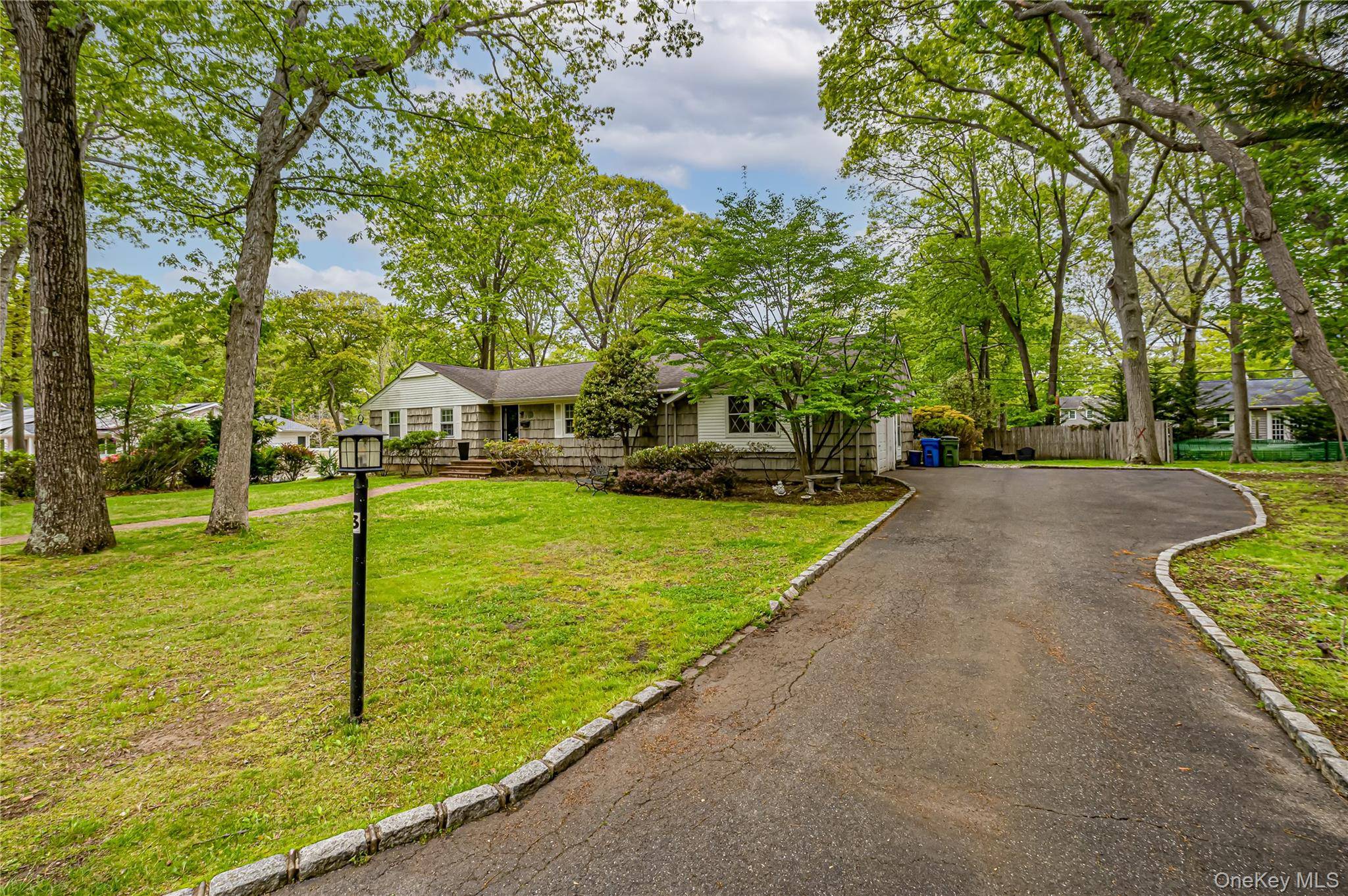 Casa de 4 Dormitorios en Venta en Port Jefferson - Nueva York - EE. UU. - 2