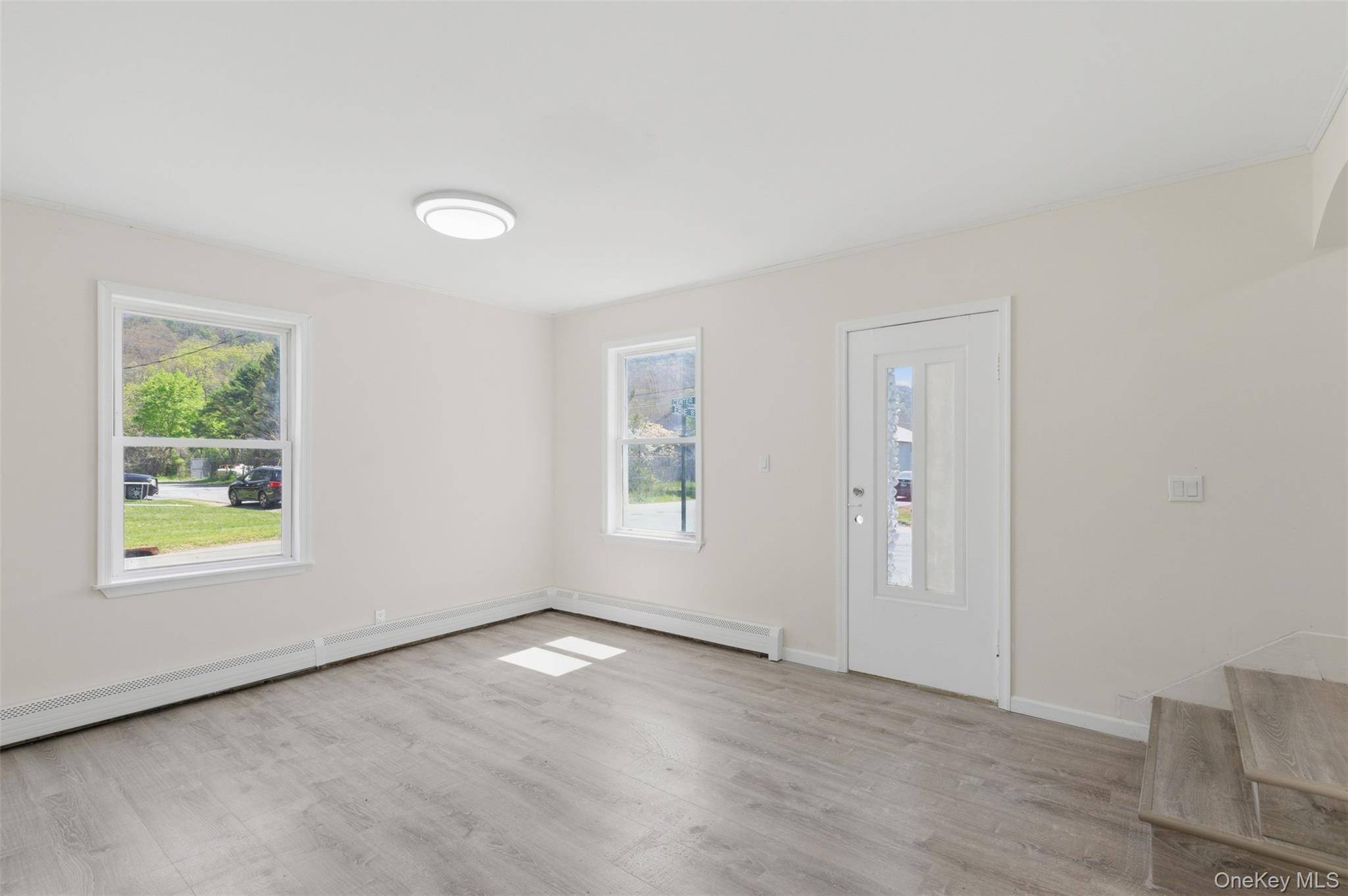 4 Bedroom Home for Sale in Port Jervis - New York - USA - 5