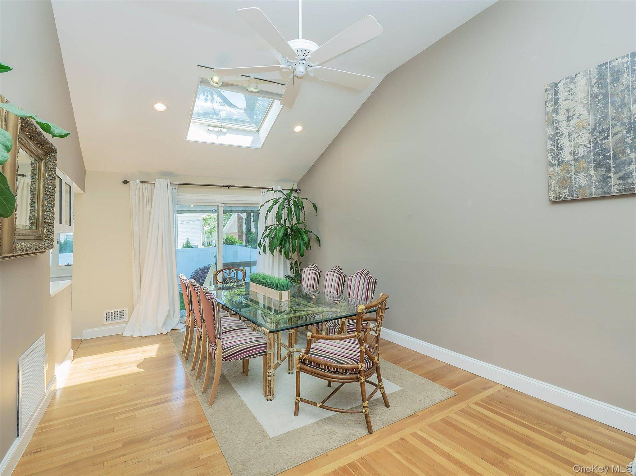 Casa com 4 Quartos à Venda em Port Washington - Nova Iorque - EUA - 8