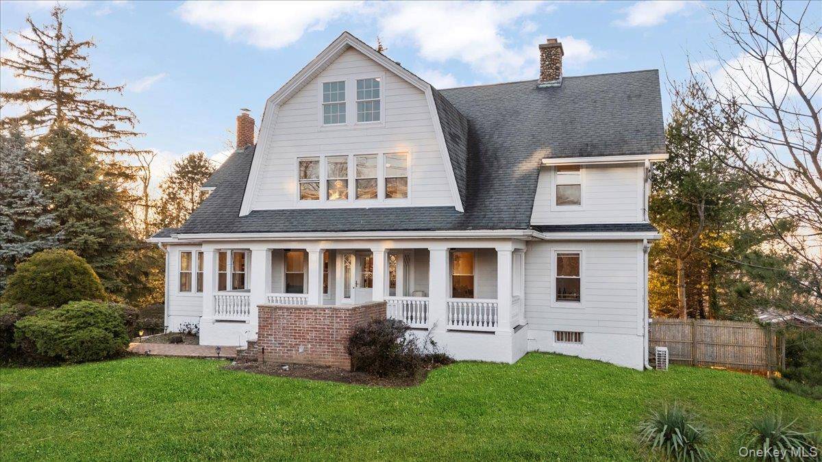 Casa de 4 Dormitorios en Venta en Port Washington - Nueva York - EE. UU. - 2