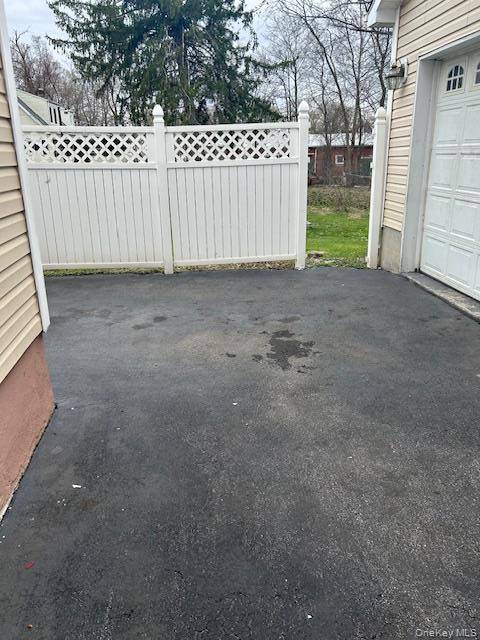 Casa com 4 Quartos à Venda em Poughkeepsie - Nova Iorque - EUA - 3
