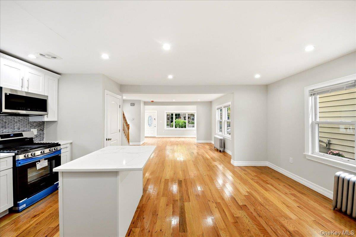 Casa de 4 Dormitorios en Venta en Queens Village - Nueva York - EE. UU. - 2