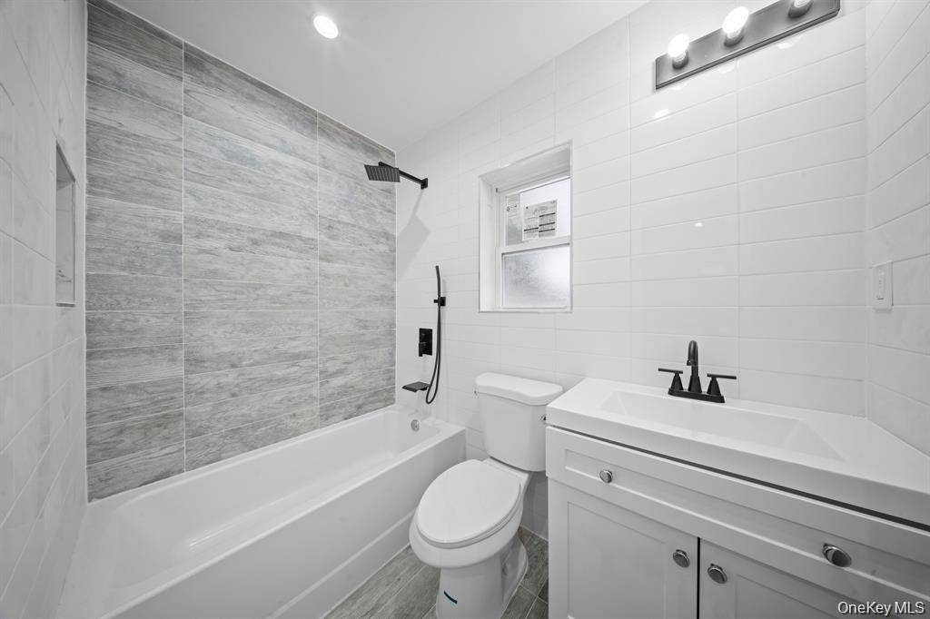 Casa de 4 Dormitorios en Venta en Queens Village - Nueva York - EE. UU. - 8