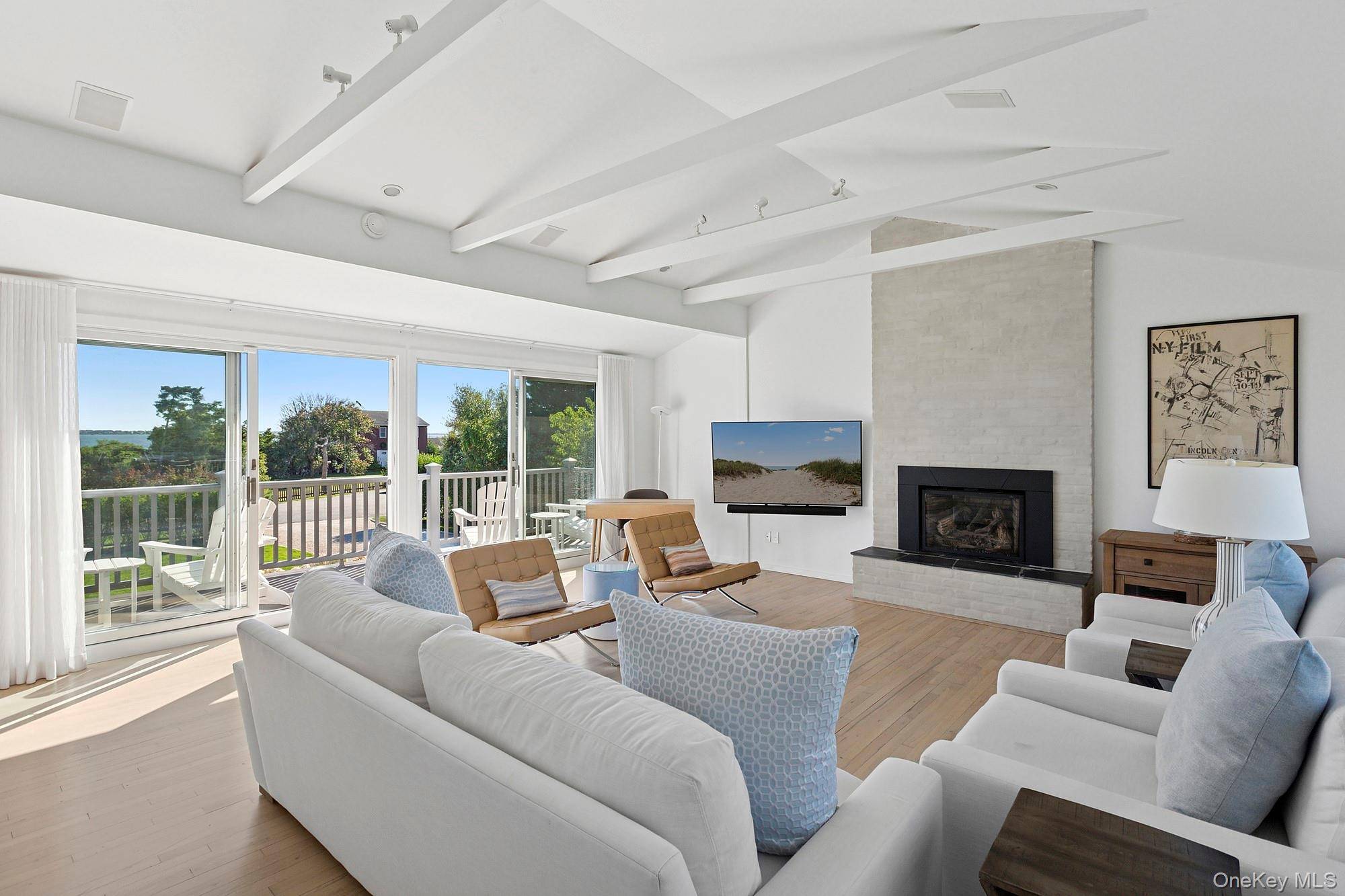Casa de 4 Dormitorios en Venta en Remsenburg - Nueva York - EE. UU. - 4