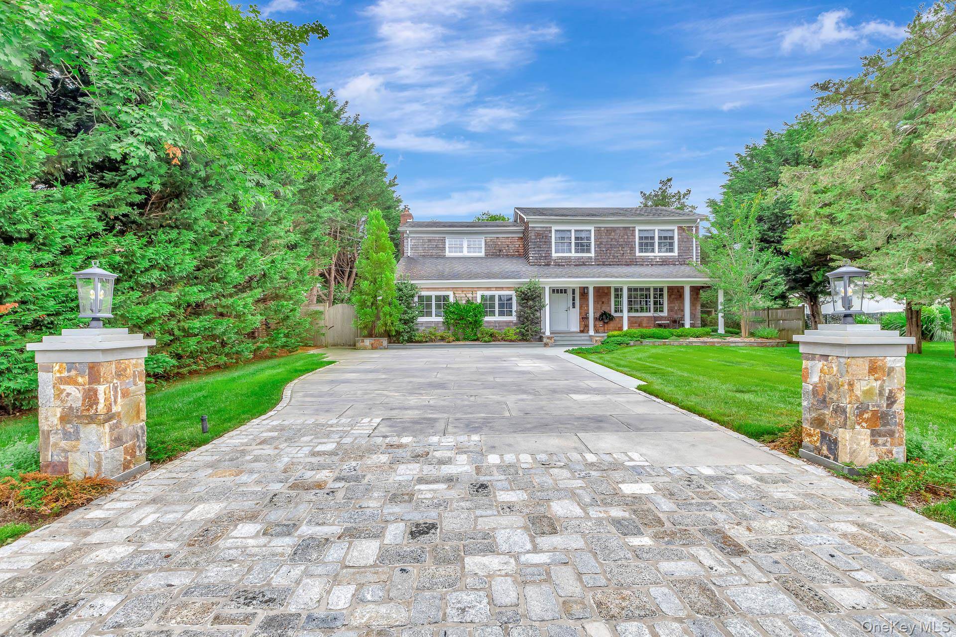 Casa de 4 Dormitorios en Venta en Remsenburg - Nueva York - EE. UU. - 2