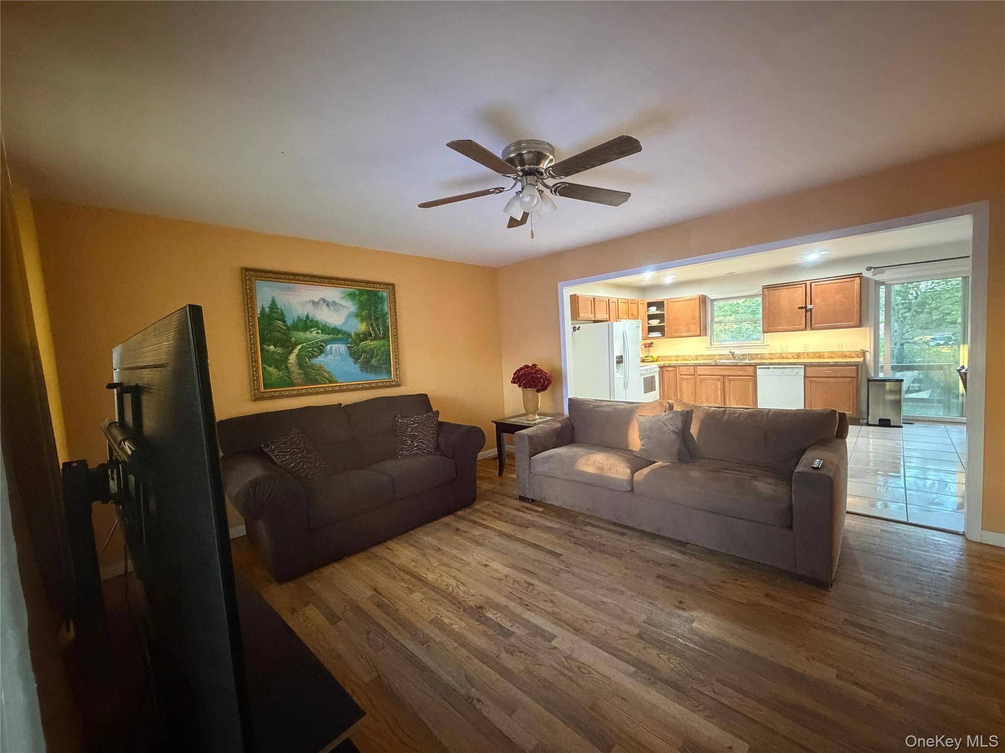 Casa com 4 Quartos à Venda em Riverhead - Nova Iorque - EUA - 2