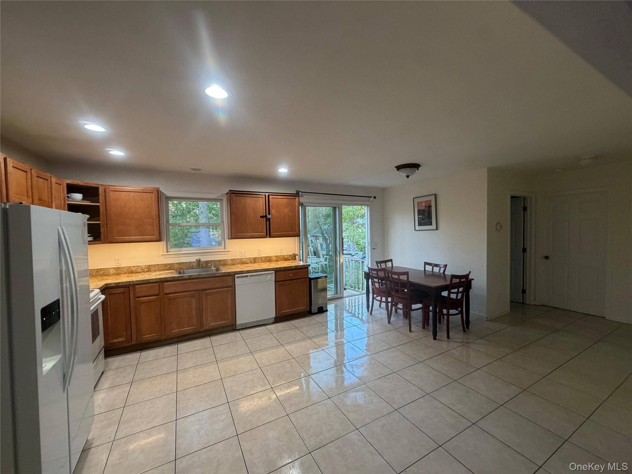 Casa com 4 Quartos à Venda em Riverhead - Nova Iorque - EUA - 3