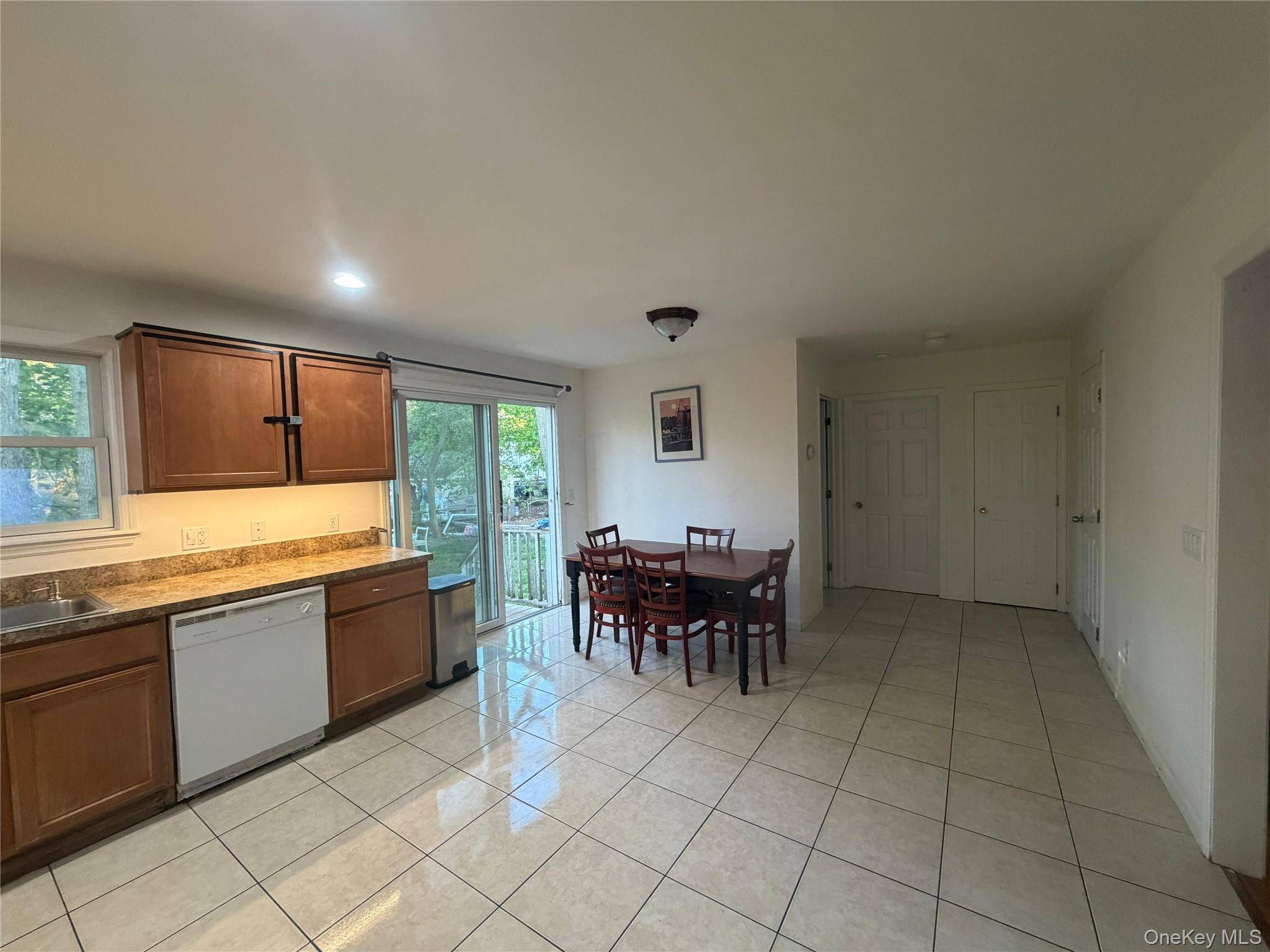 Casa com 4 Quartos à Venda em Riverhead - Nova Iorque - EUA - 5