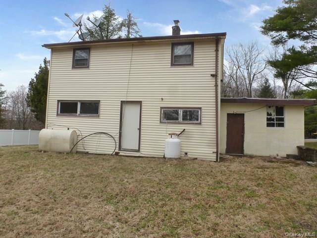 4 Bedroom Home for Sale in Rock Hill - New York - USA - 2