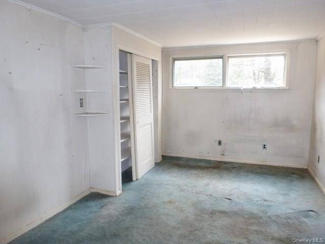 4 Bedroom Home for Sale in Rock Hill - New York - USA - 6