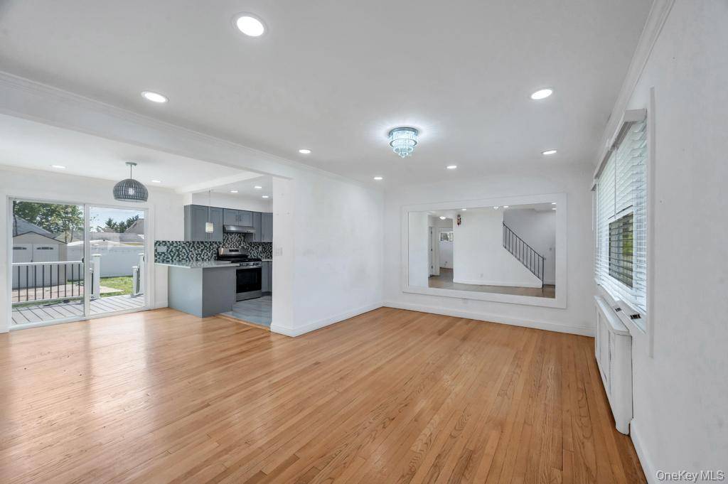 Casa com 4 Quartos à Venda em Rockville Centre - Nova Iorque - EUA - 7