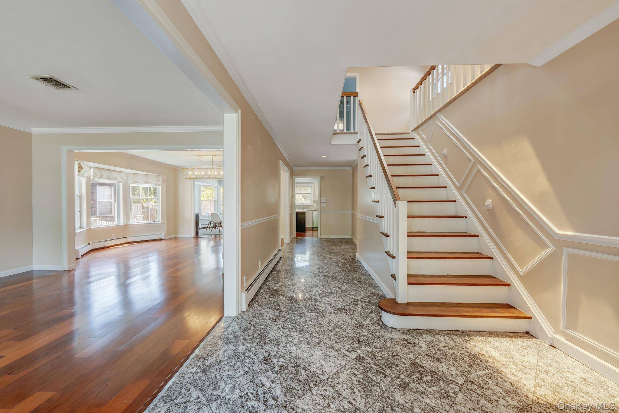Casa de 4 Dormitorios en Venta en Rockville Centre - Nueva York - EE. UU. - 4