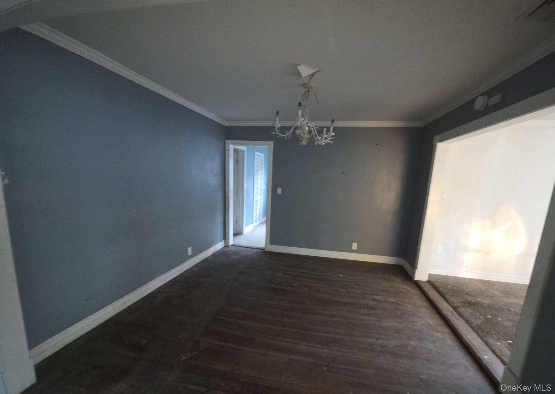 Casa de 4 Dormitorios en Venta en Rockville Centre - Nueva York - EE. UU. - 3