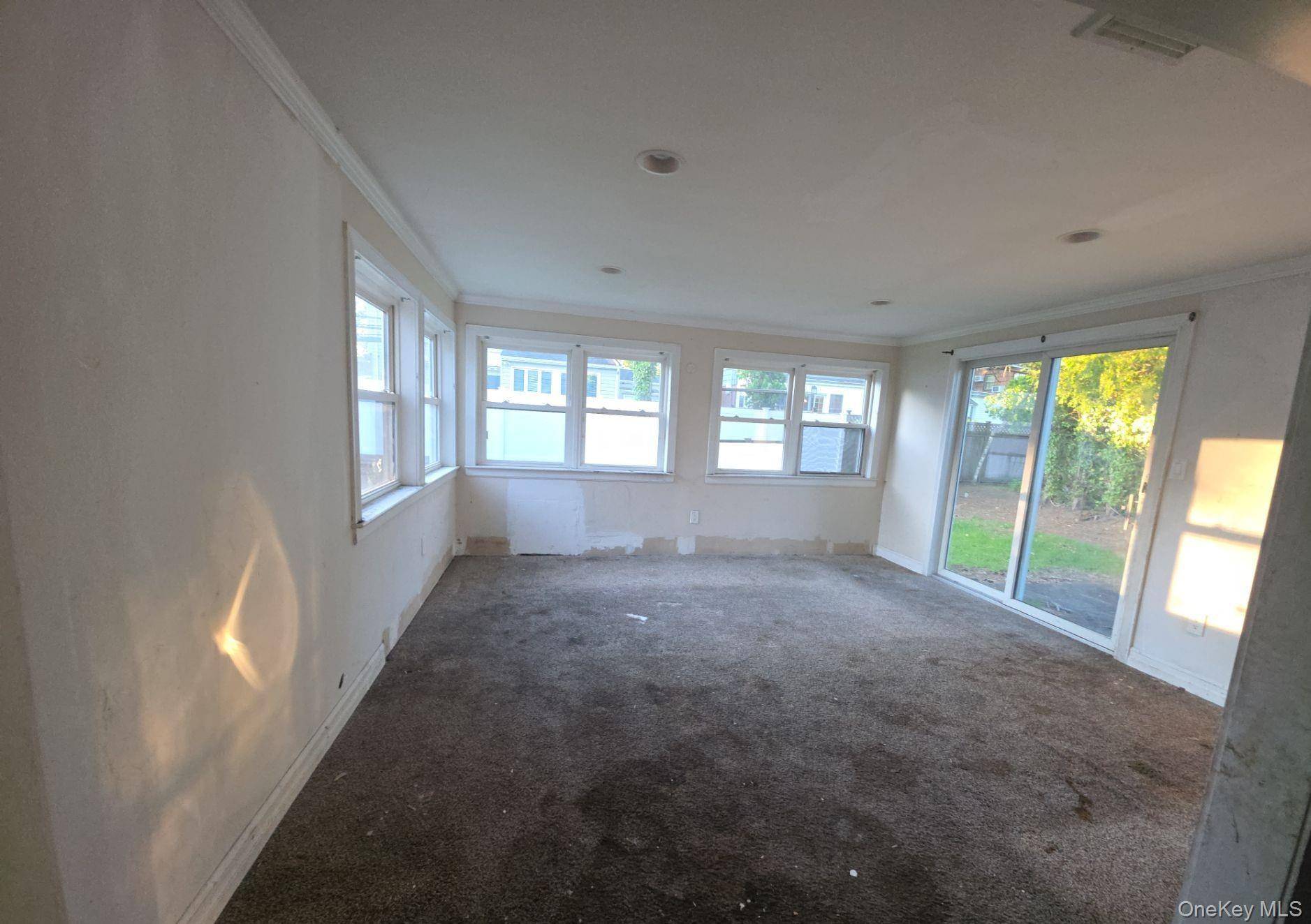 Casa de 4 Dormitorios en Venta en Rockville Centre - Nueva York - EE. UU. - 6