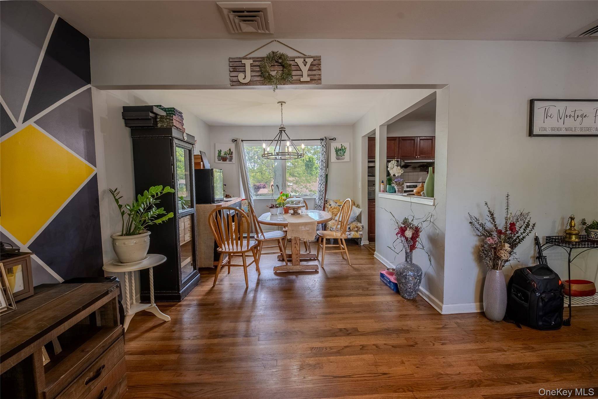Casa com 4 Quartos à Venda em Ronkonkoma - Nova Iorque - EUA - 8
