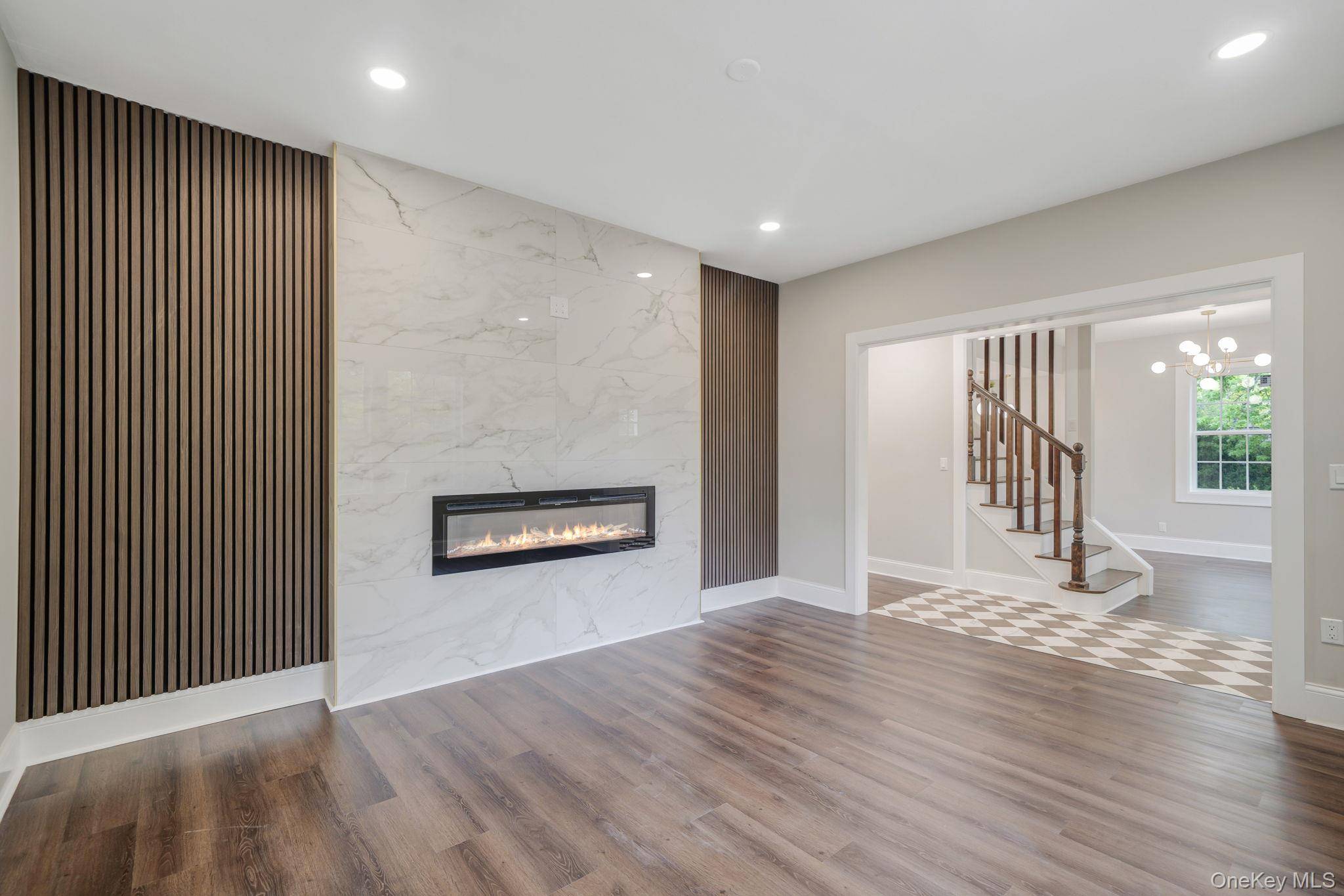 Casa com 4 Quartos à Venda em Ronkonkoma - Nova Iorque - EUA - 5