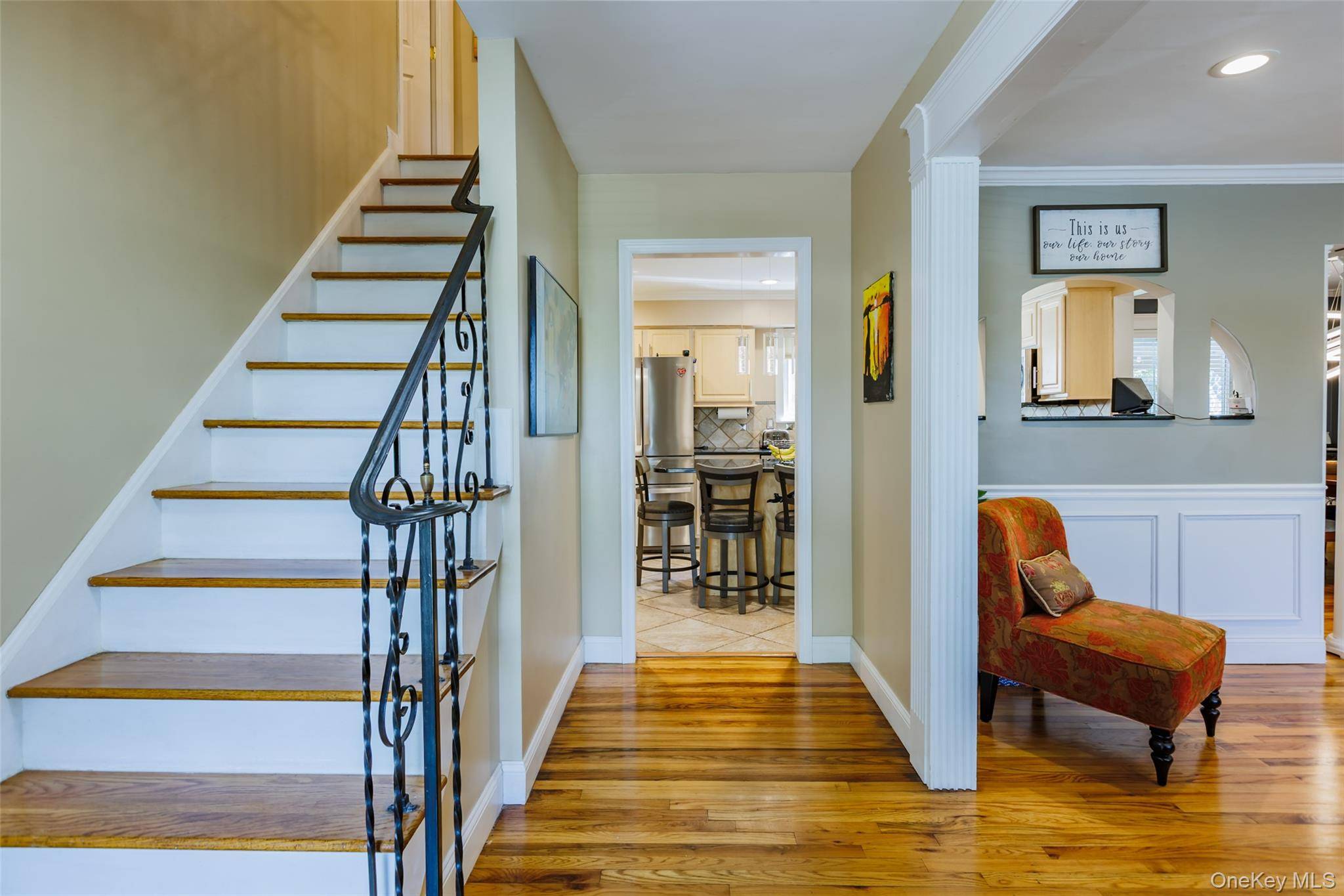 4 Bedroom Home for Sale in Ronkonkoma - New York - USA - 3
