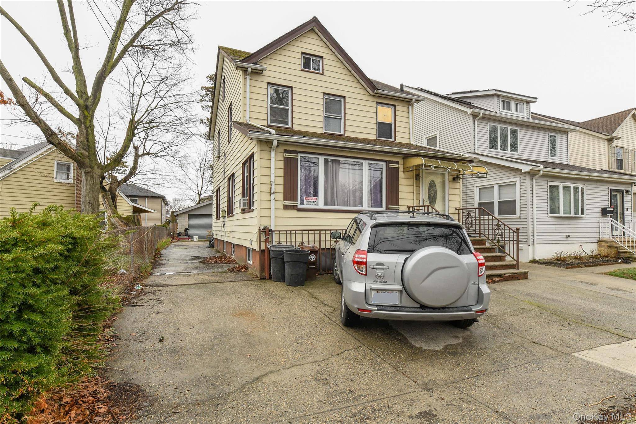 Casa com 4 Quartos à Venda em Rosedale - Nova Iorque - EUA - 2