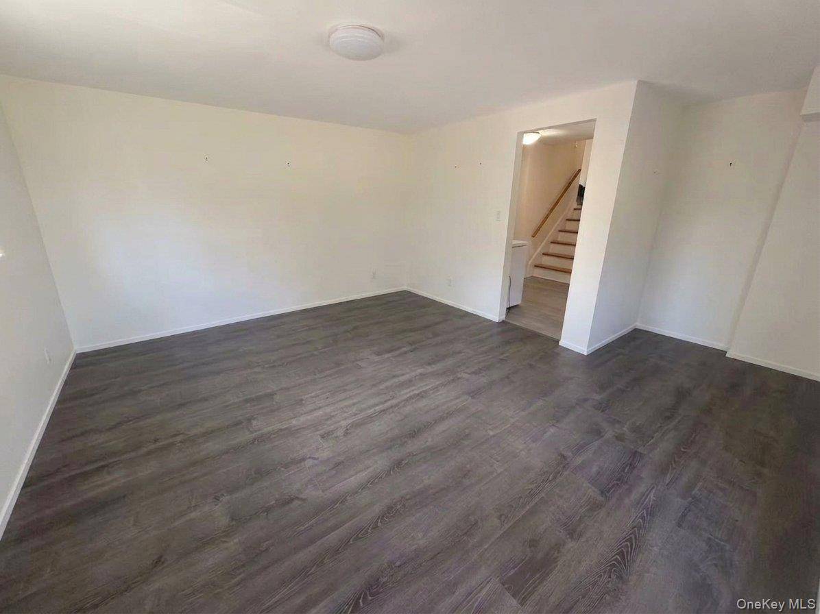 Casa com 4 Quartos à Venda em Roslyn - Nova Iorque - EUA - 8