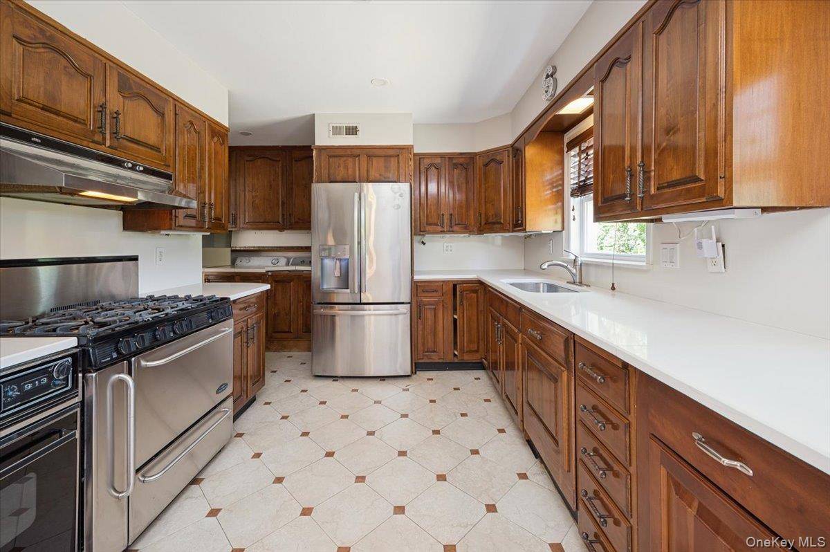 Casa com 4 Quartos à Venda em Rye Brook - Nova Iorque - EUA - 7