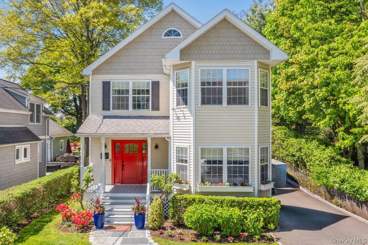 4 Bedroom Home for Sale in RYE - New York - USA - 1