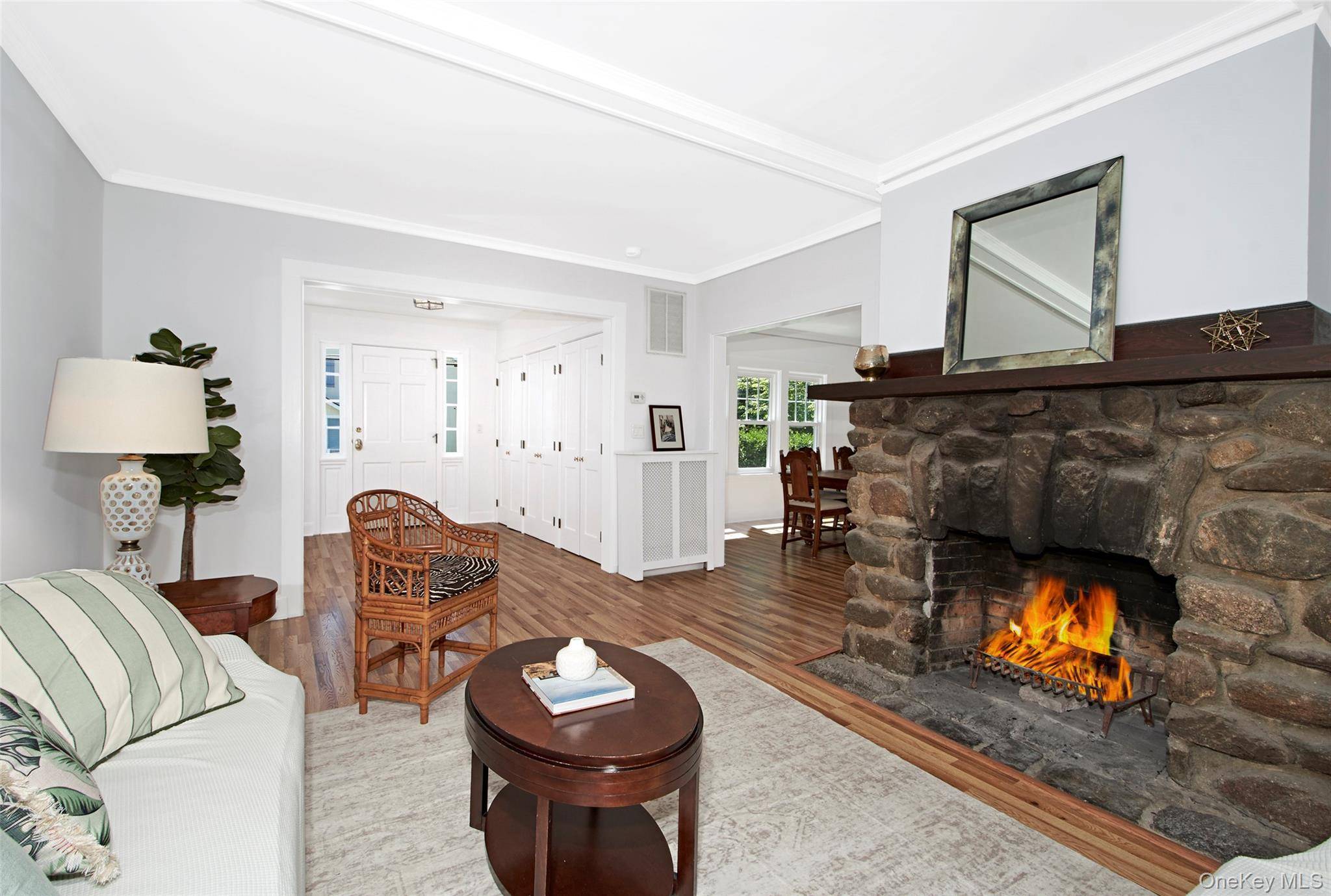4 Bedroom Home for Sale in RYE - New York - USA - 6
