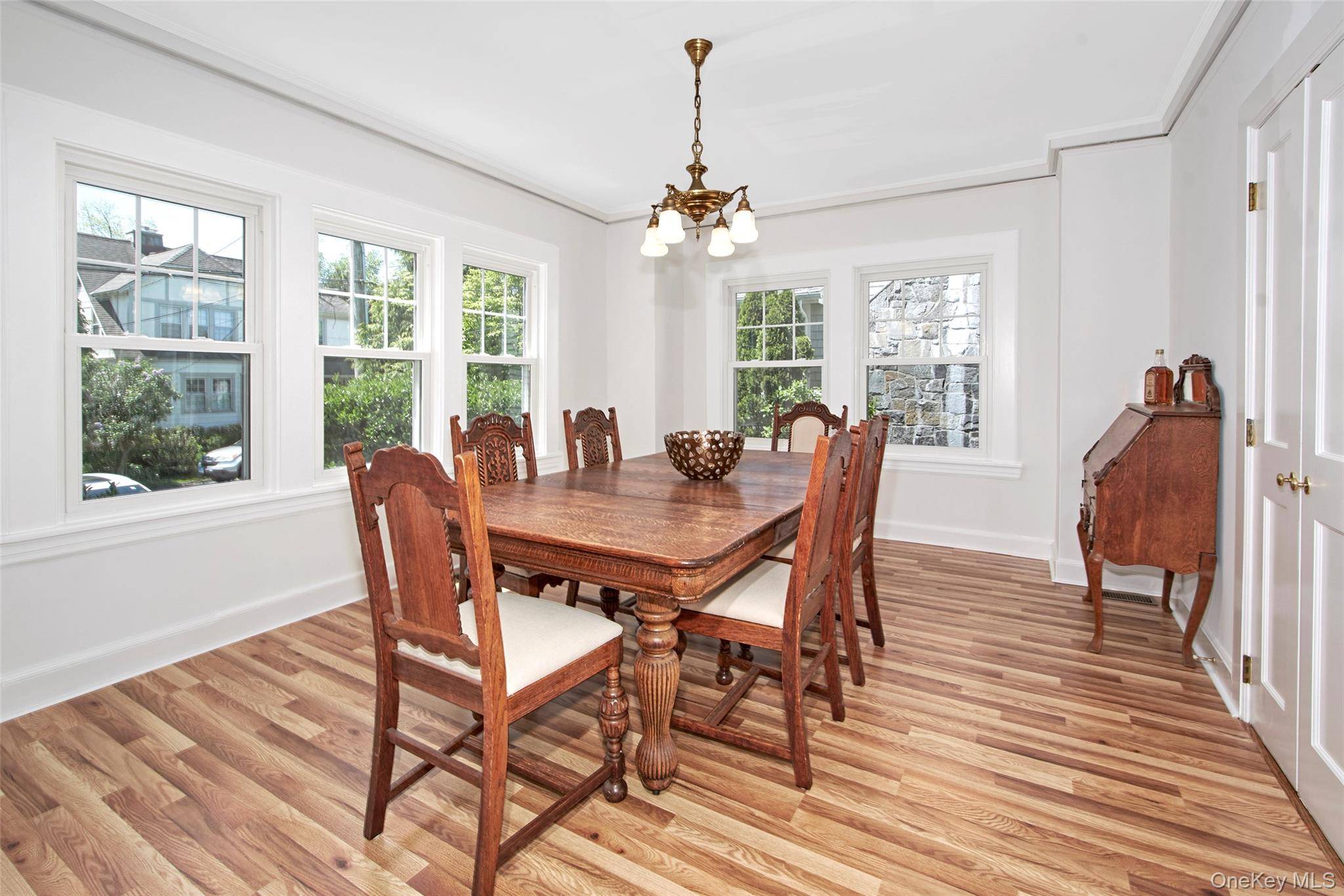 4 Bedroom Home for Sale in RYE - New York - USA - 7