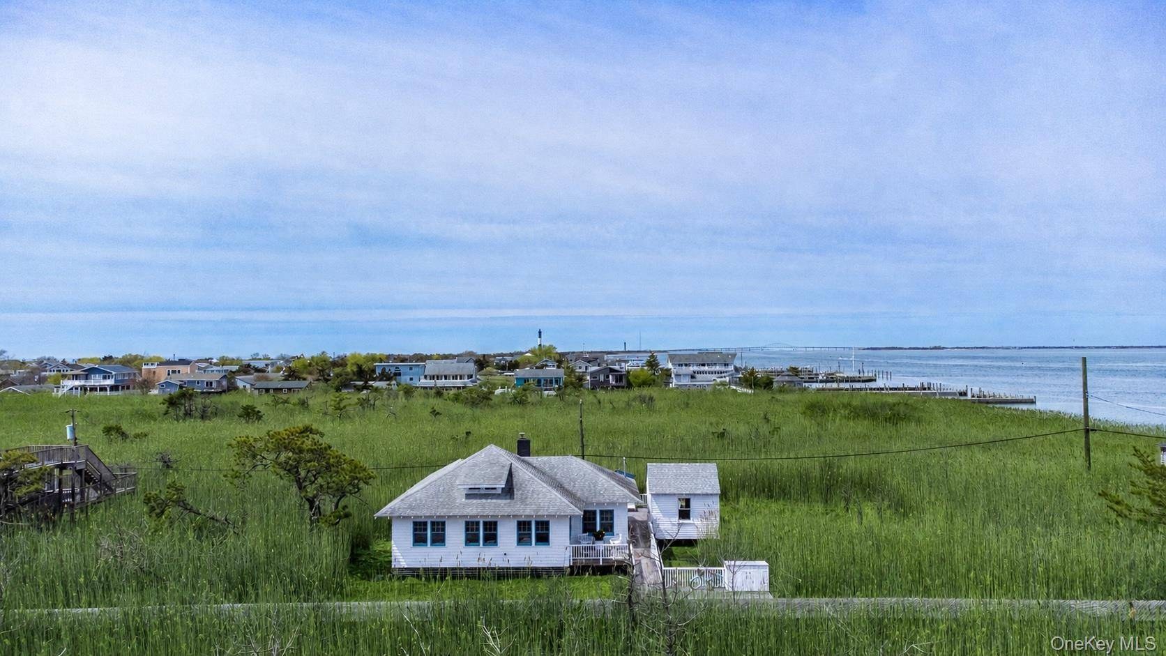 Casa de 4 Dormitorios en Venta en Saltaire, Fire Island, NY - 3