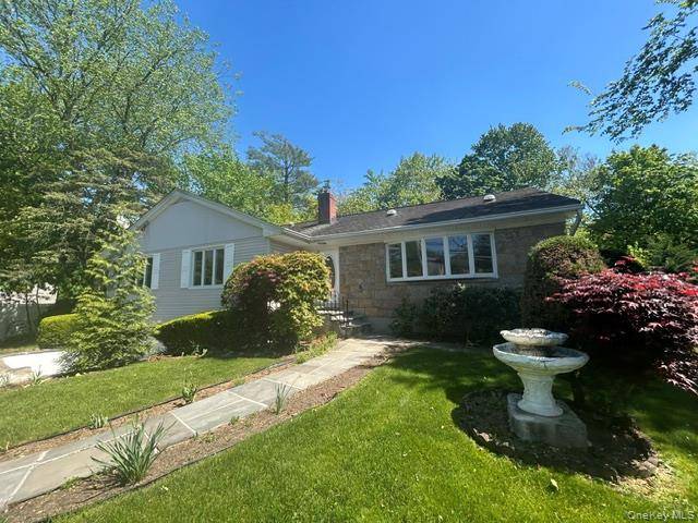 Casa de 4 Dormitorios en Venta en Scarsdale - Nueva York - EE. UU. - 1